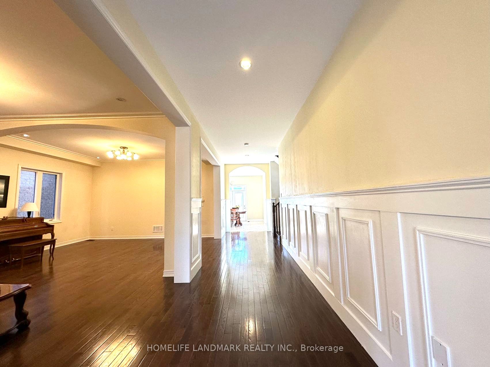60 Wozniak Crescent