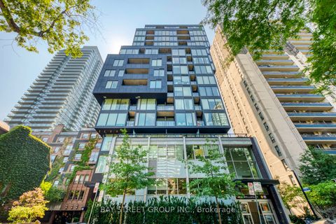 Photo of 17 Dundonald Street #1601, Toronto, ON M4Y 1K3 (MLS # C12422913)