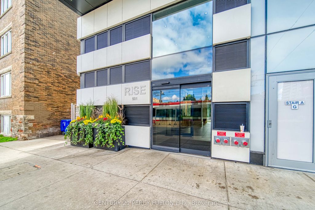 Photo of 501 St. Clair Avenue W #1211, Toronto, ON M5P 0A2 (MLS # C12697818)