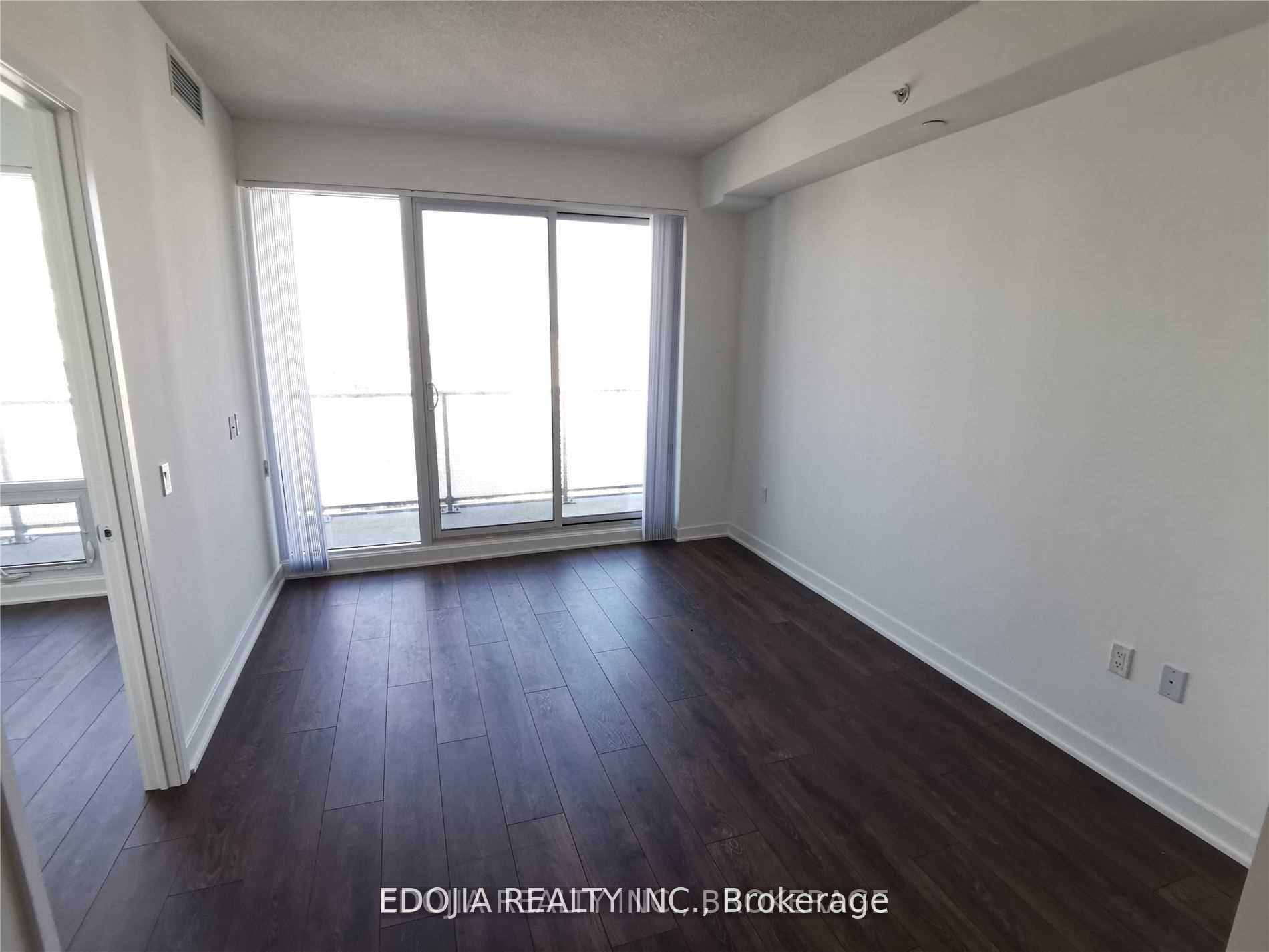 125 Blue Jays Way 4706