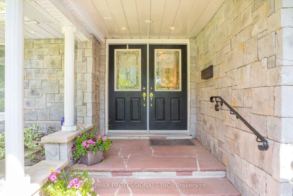 Photo of 109 Princess Margaret Boulevard, Toronto, ON M9B 2Z2 (MLS # W13251514)