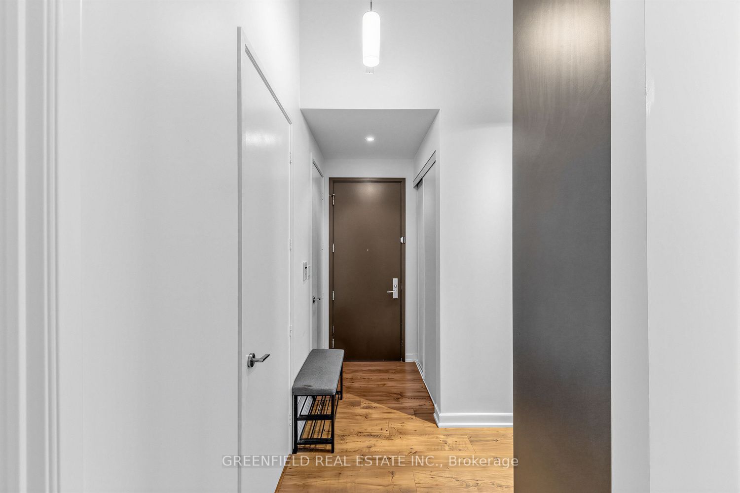380 Macpherson Avenue N 410