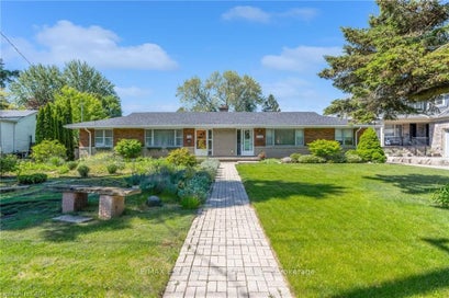 236 Pine Cove Road Burlington ON L7N 1W2