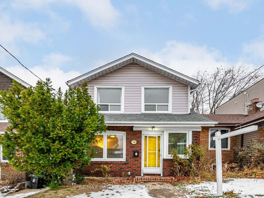 Photo of 538 Strathmore Boulevard, Toronto, ON M4C 1P1 (MLS # E12615236)