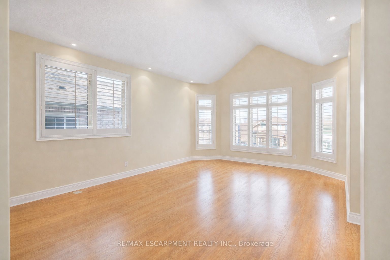 130 Dorchester Drive