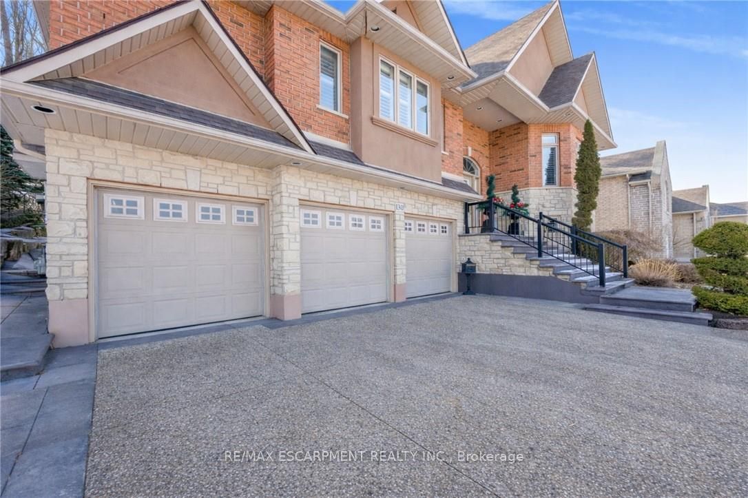 130 Dorchester Drive