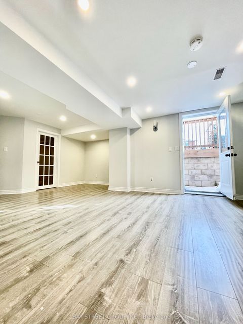 3 Teseo Court (Bsmt) Richmond Hill ON L4B 3H9