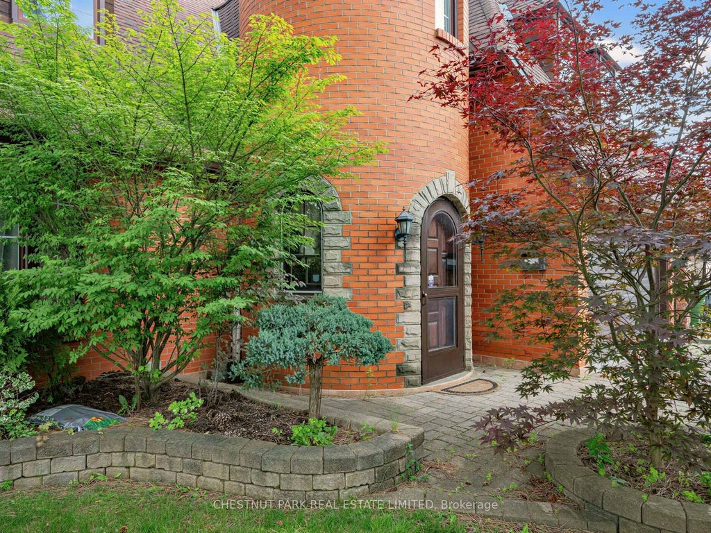 Photo of 59 Chipstead Road, Toronto, ON M3B 3E8 (MLS # C14030702)