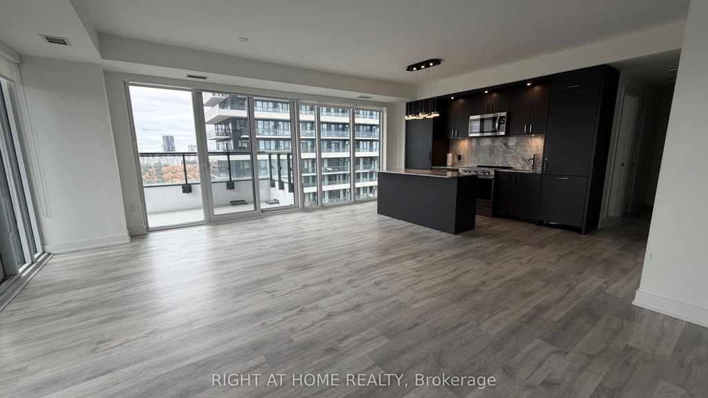 Photo of 20 Inn On The Park Drive #1531, Toronto, ON M3C 0P8 (MLS # C13796672)