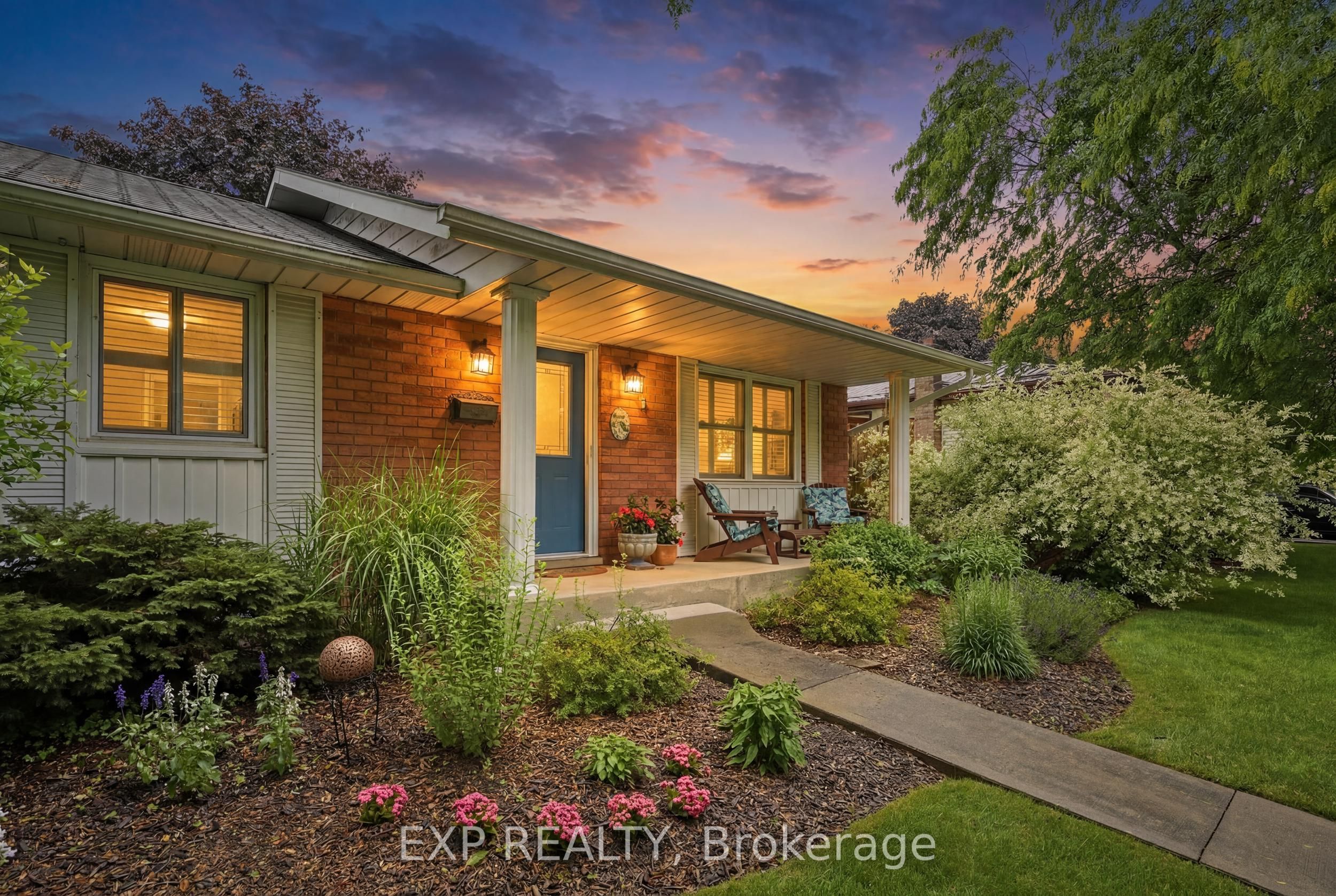 5 Brant Street