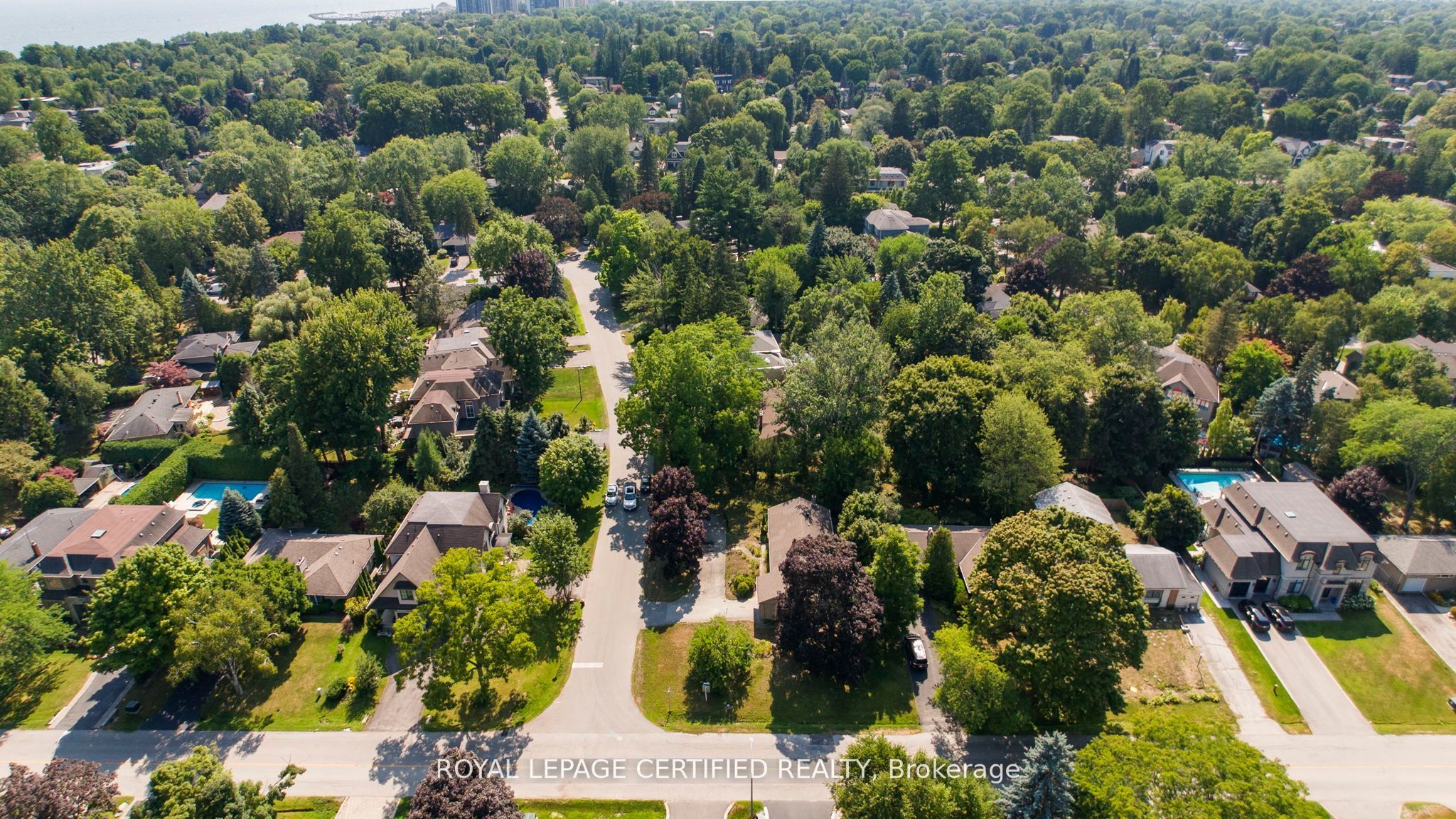 122 Selgrove Crescent