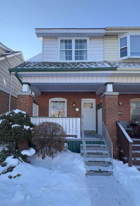 633 Milverton Boulevard Toronto ON M4C 1X8