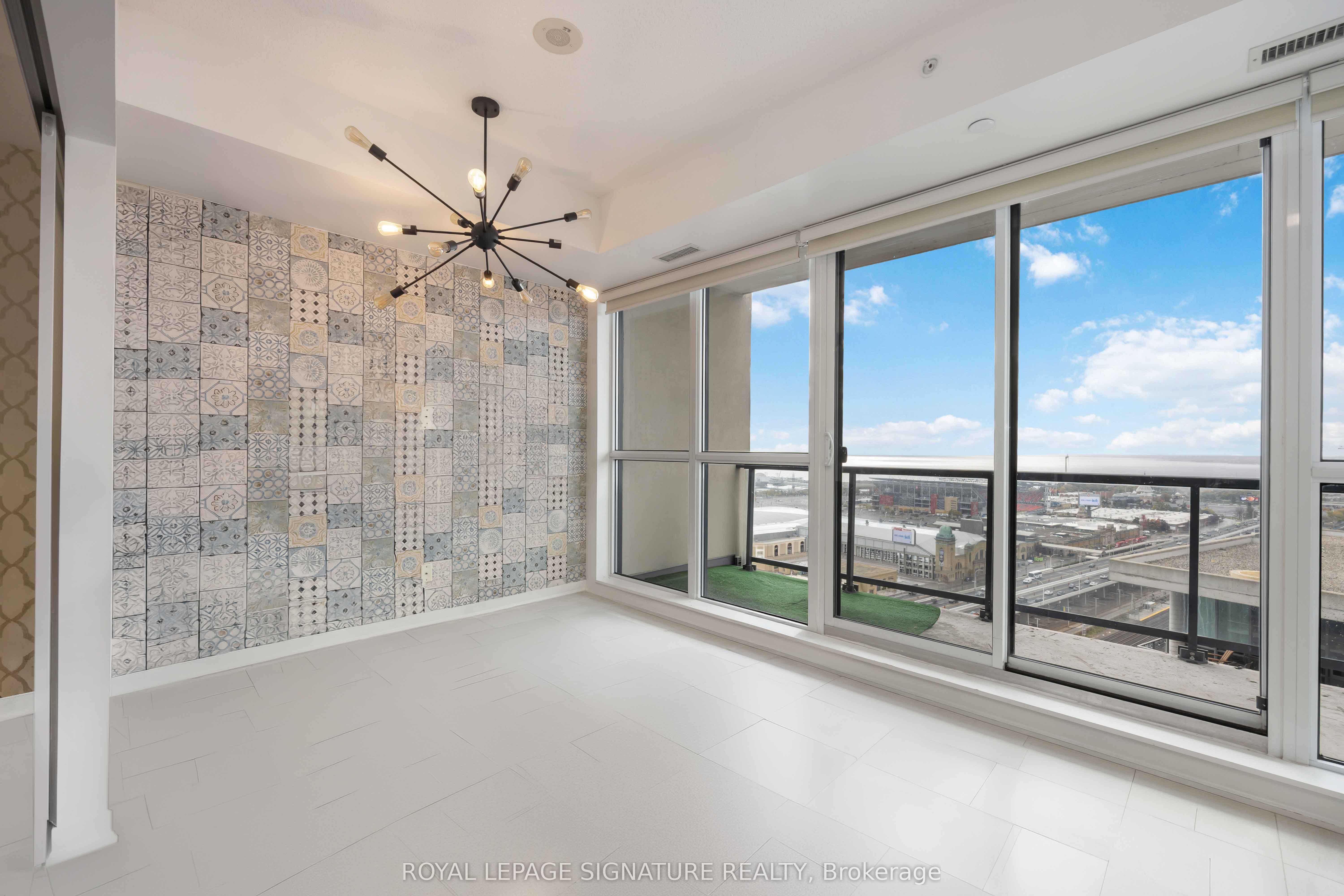 51 East Liberty Street 2215