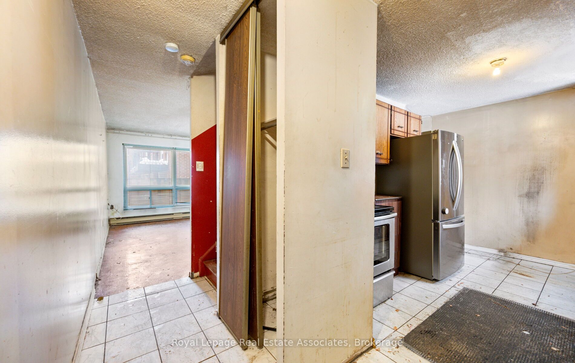 829 Richmond Street W 101