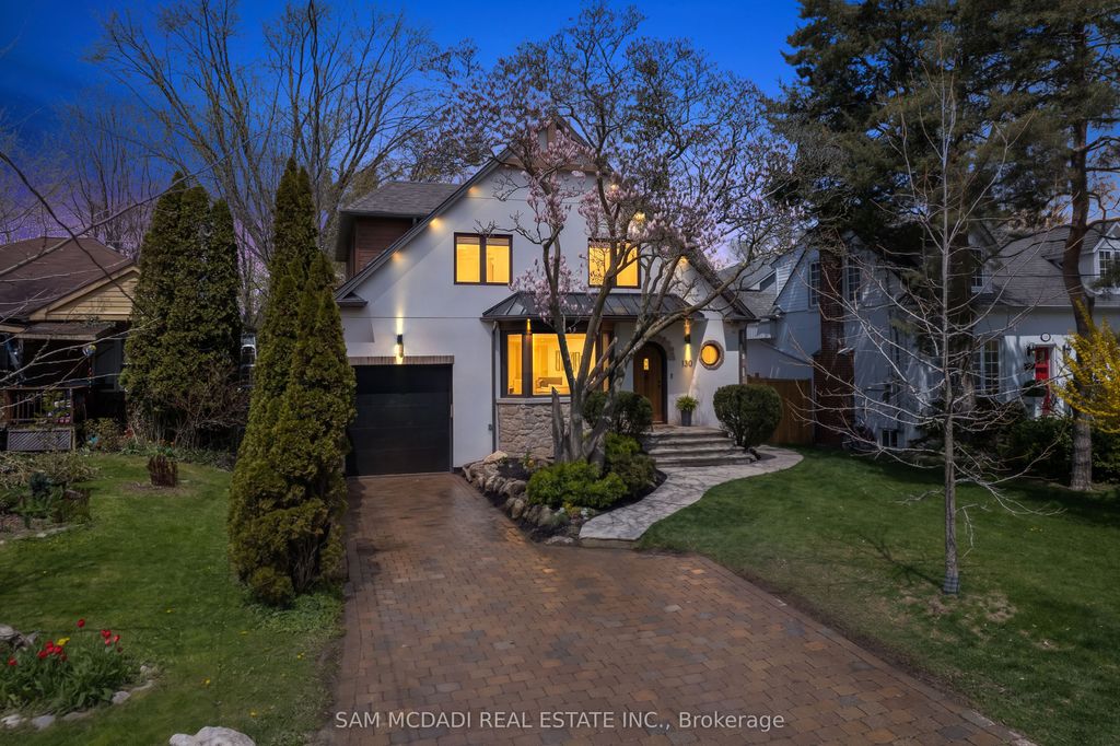 Photo of 130 Lake Promenade, Toronto, ON M8W 1A5 (MLS # W13118032)