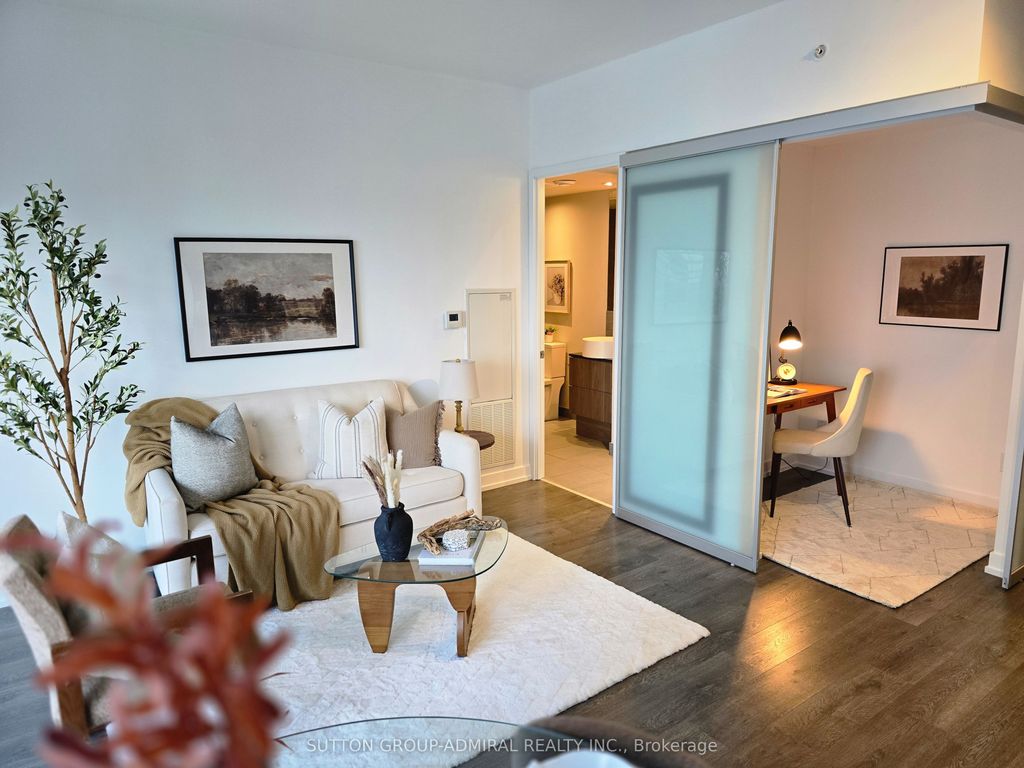 Photo of 161 Roehampton Avenue #3505, Toronto, ON M4P 0C8 (MLS # C12293887)