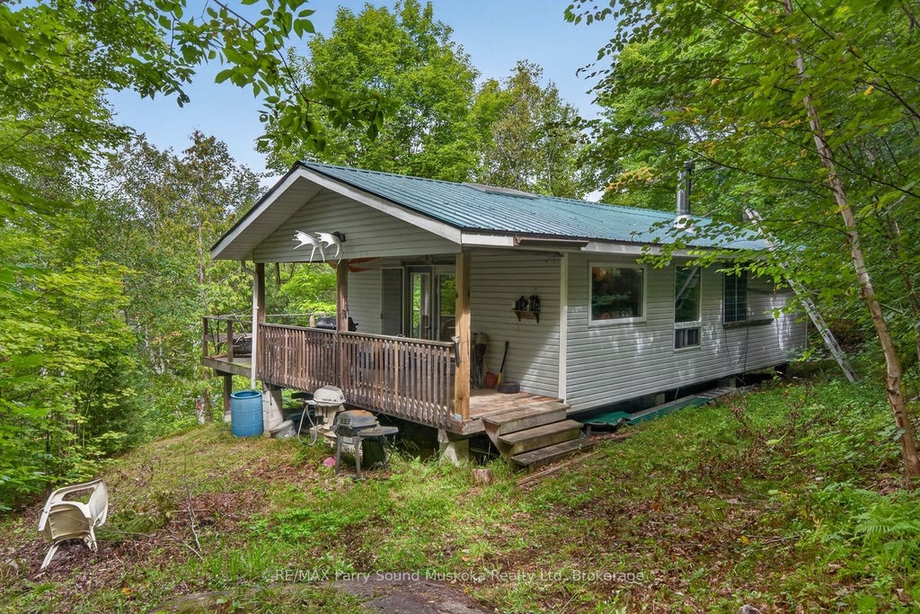 Photo of 31 Ladds Road, Whitestone, ON P0A 1G0 (MLS # X13750312)