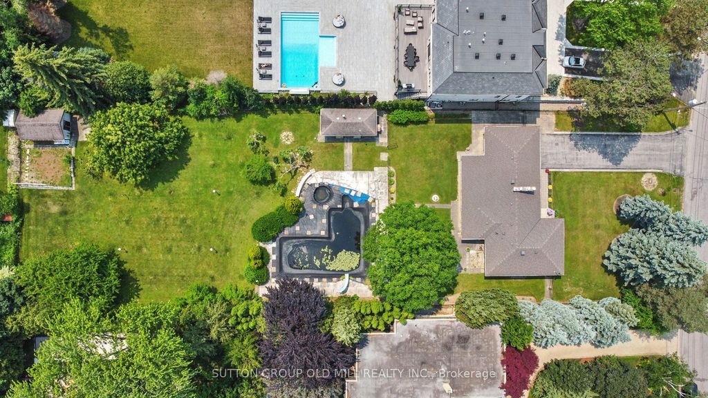 Photo of 9 Westmount Park Road, Toronto, ON M9P 1R4 (MLS # W12250956)