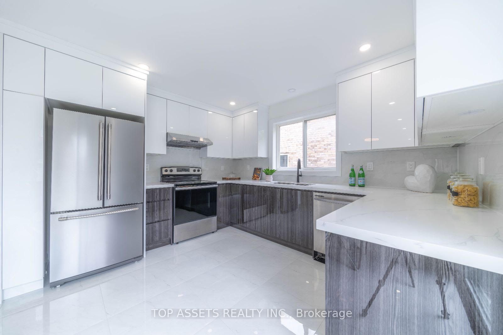 37 Landsdown Crescent
