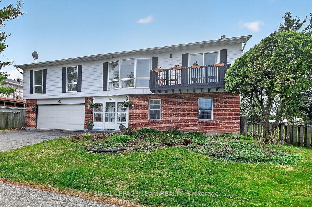 Photo of 136 James Cummings Avenue, Crystal Bay - Rocky Point - Bayshore, ON K2H 8E1 (MLS # X13107396)