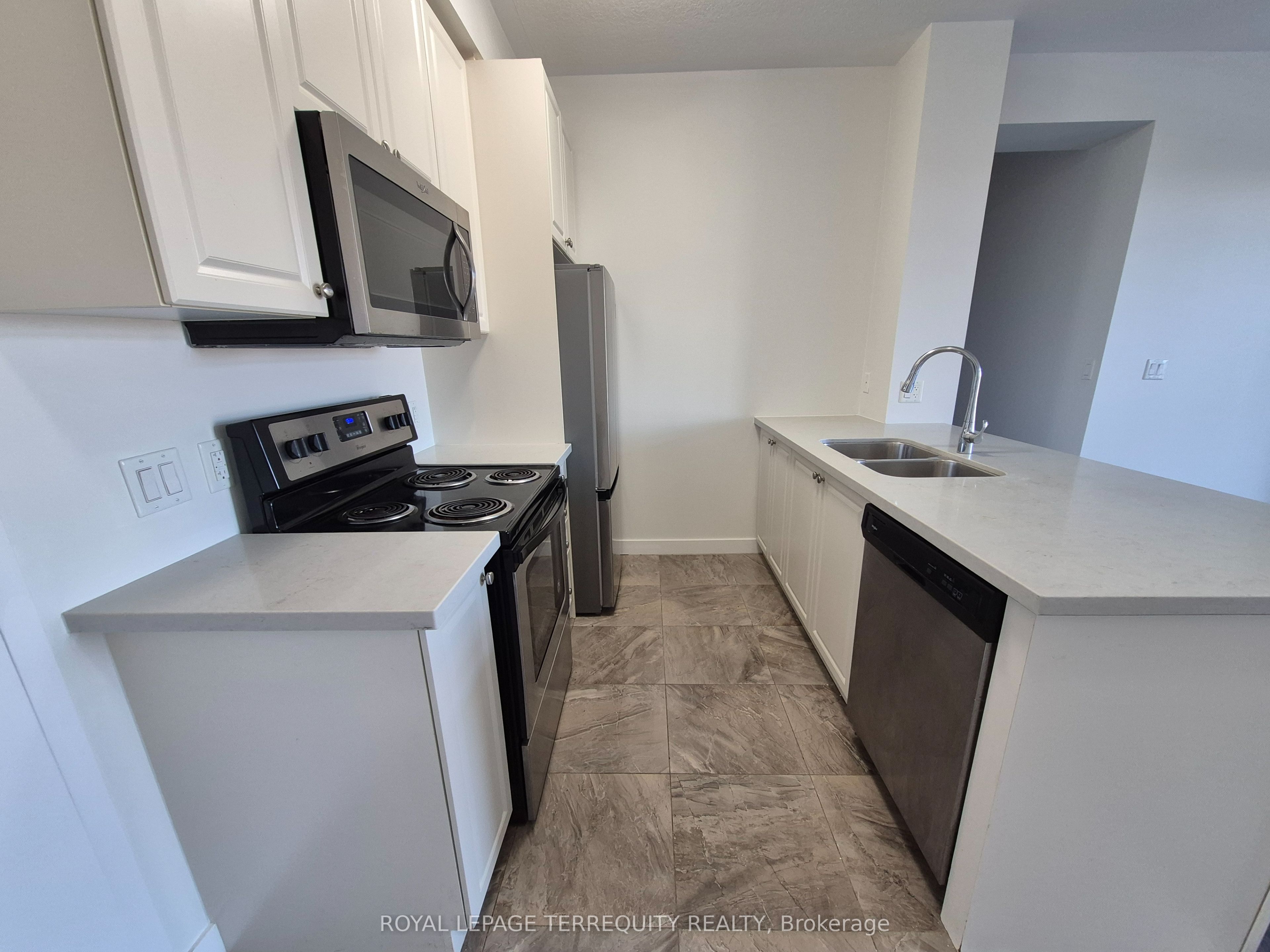2490 Old Bronte Road 422