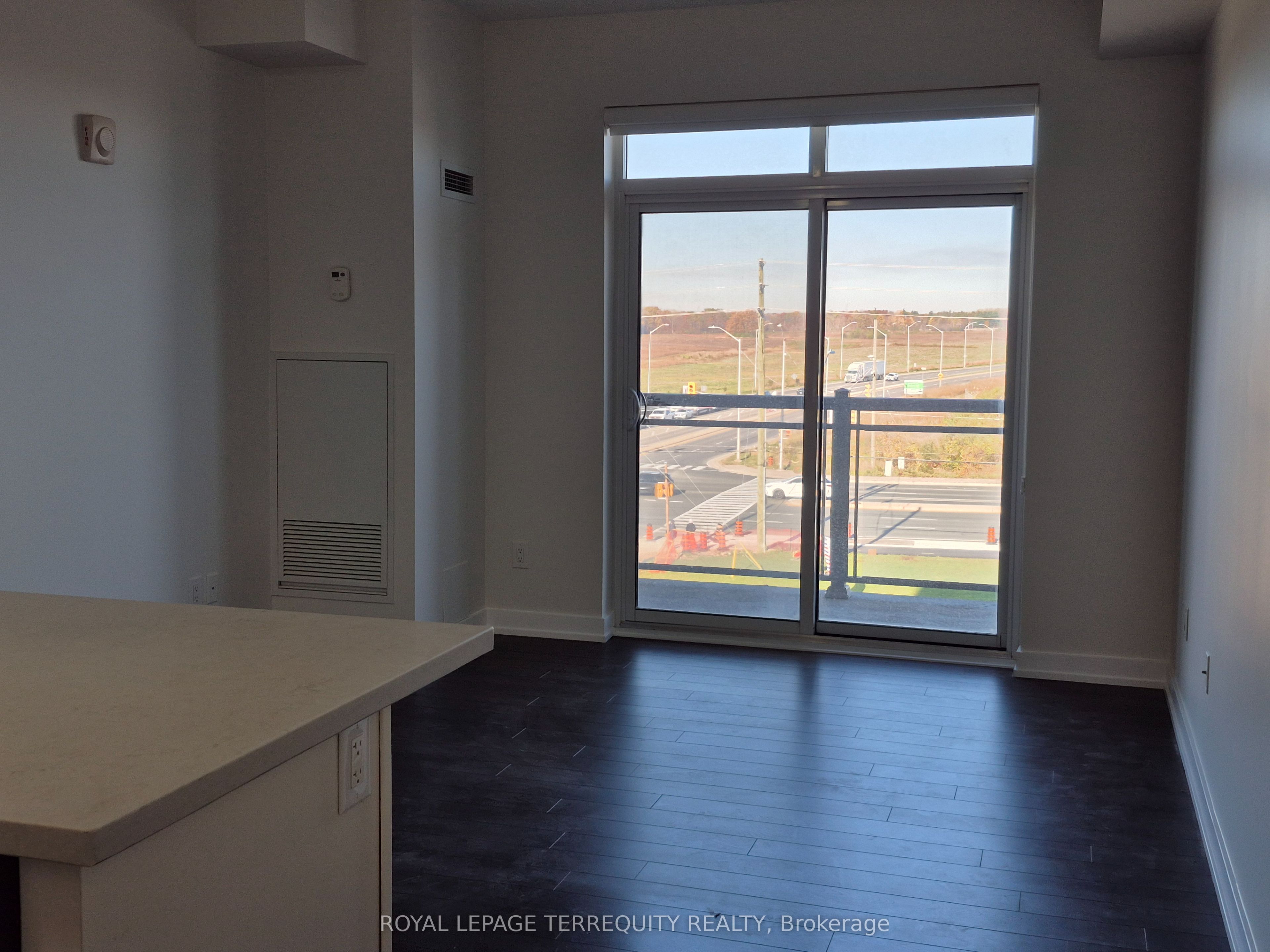 2490 Old Bronte Road 422