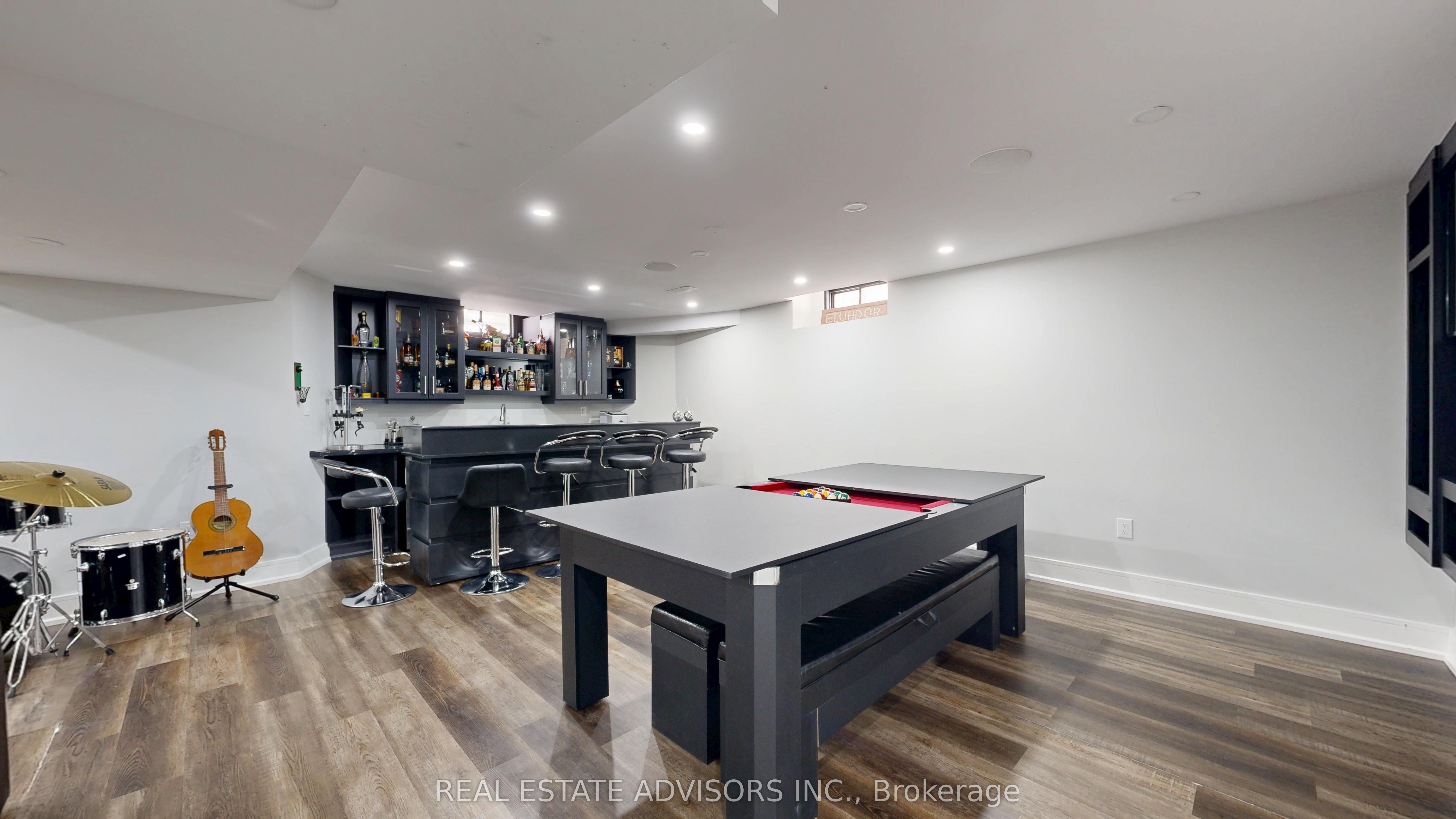 129 Squire Ellis Drive