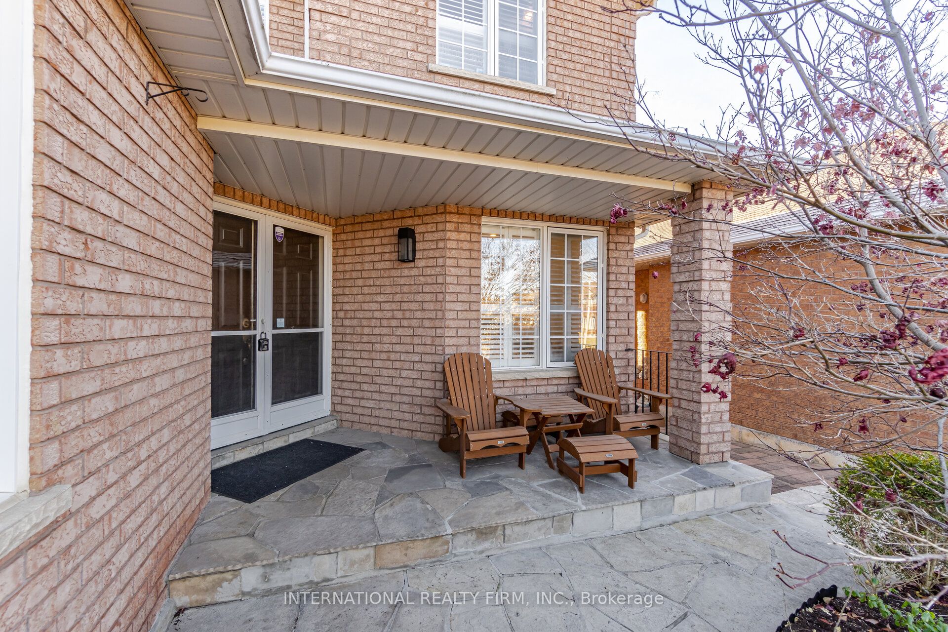 67 Rosanna Crescent
