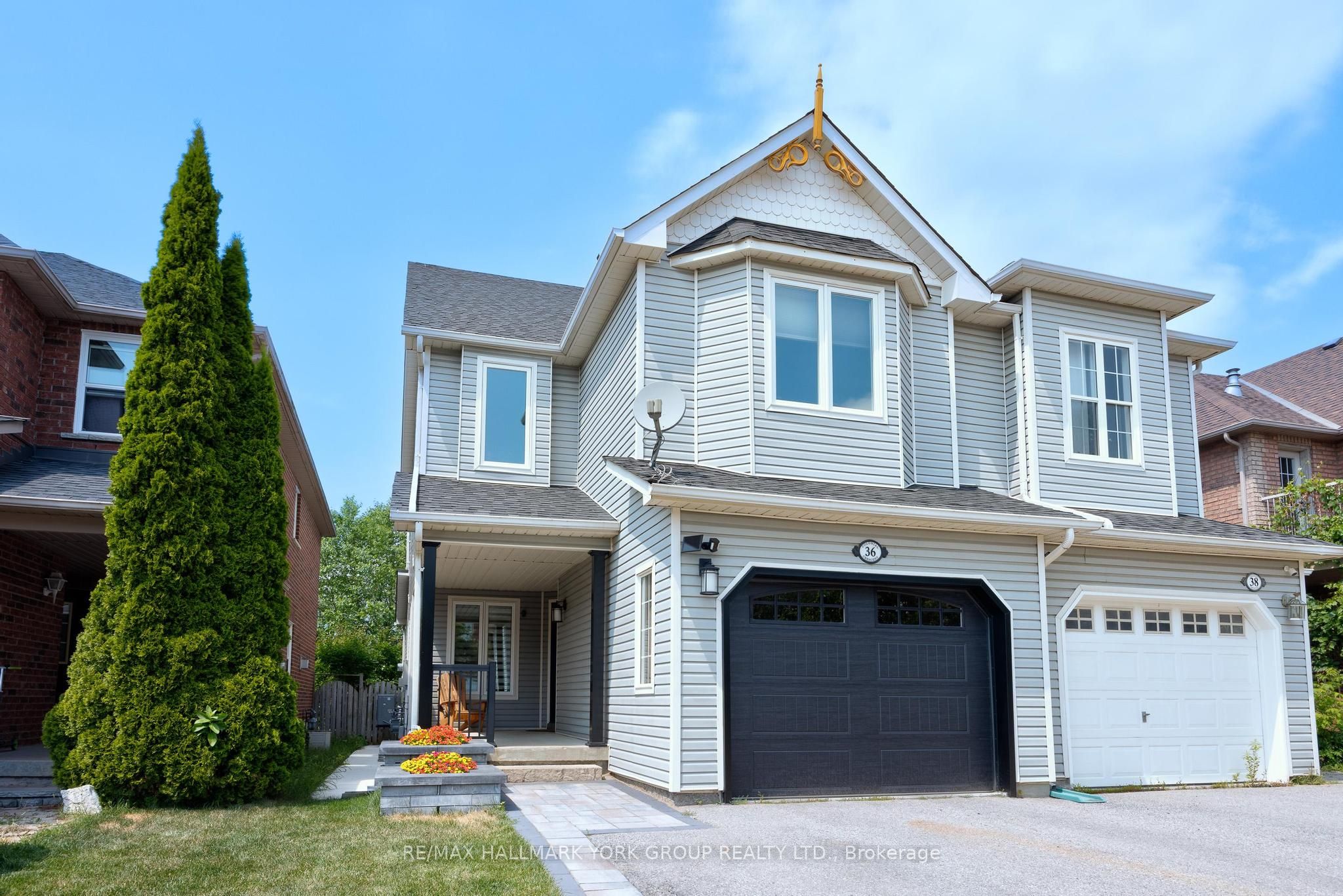 36 Colonial Crescent