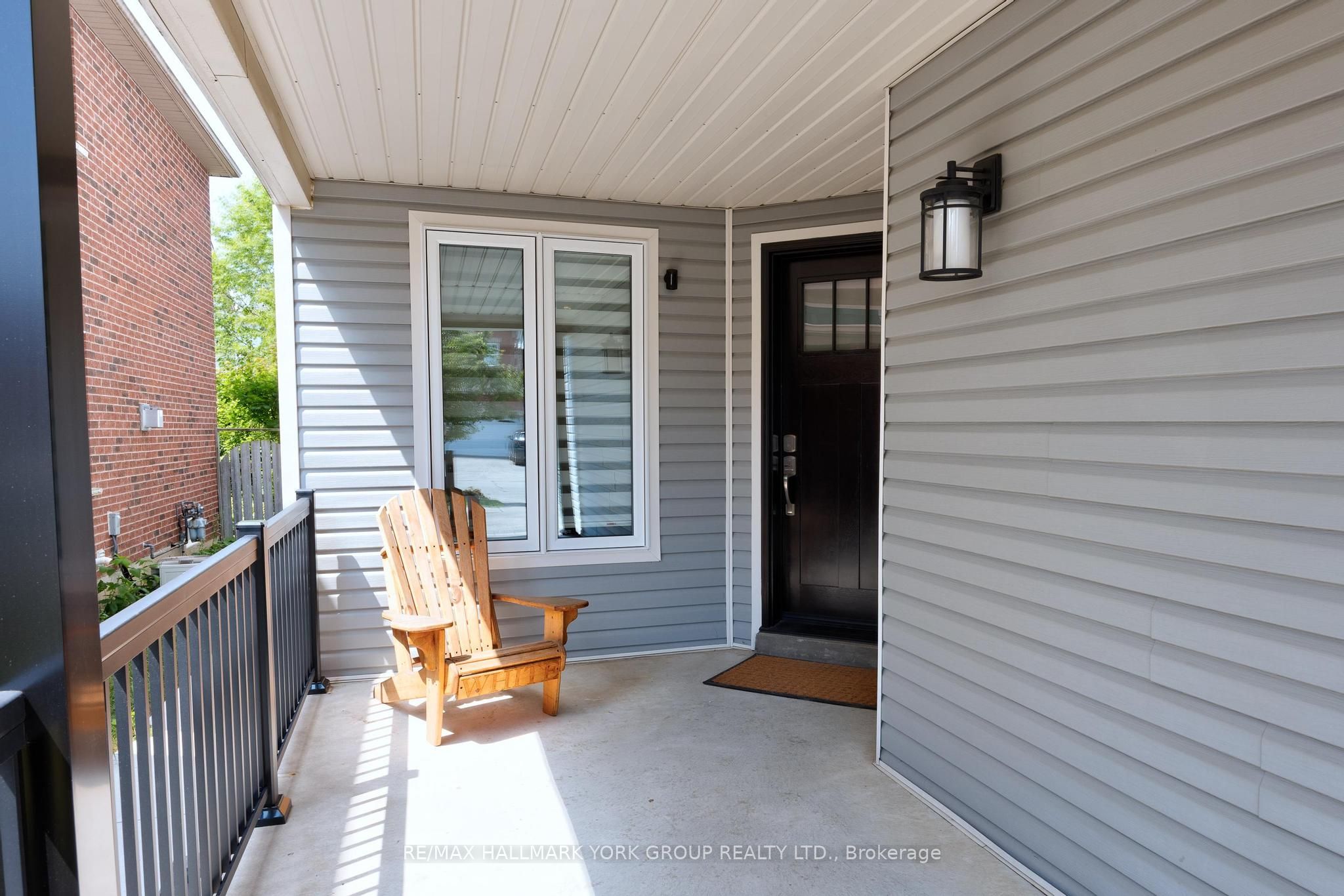 36 Colonial Crescent