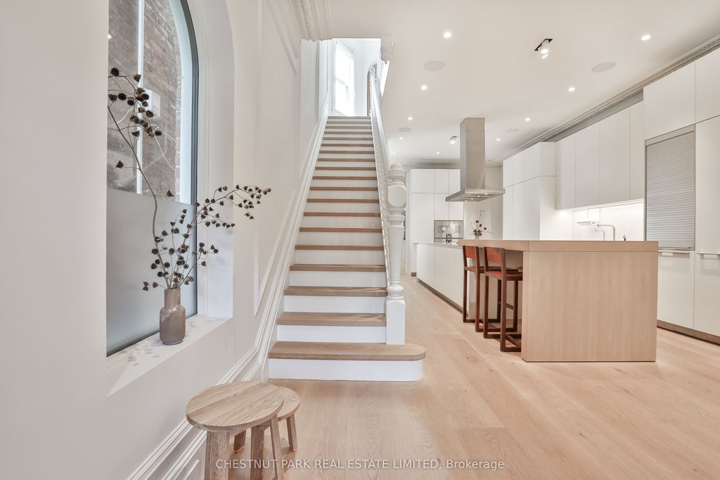 Photo of 424 Euclid Avenue, Toronto, ON M6G 2S9 (MLS # C13807964)