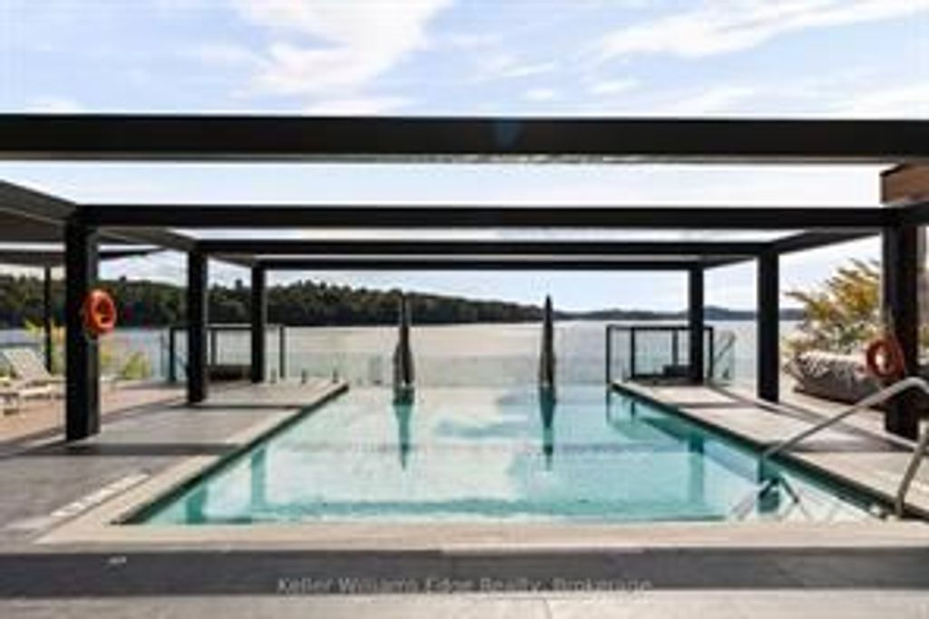 Photo of 727 Grandview Drive #209, Huntsville, ON P1H 2J5 (MLS # X13028028)