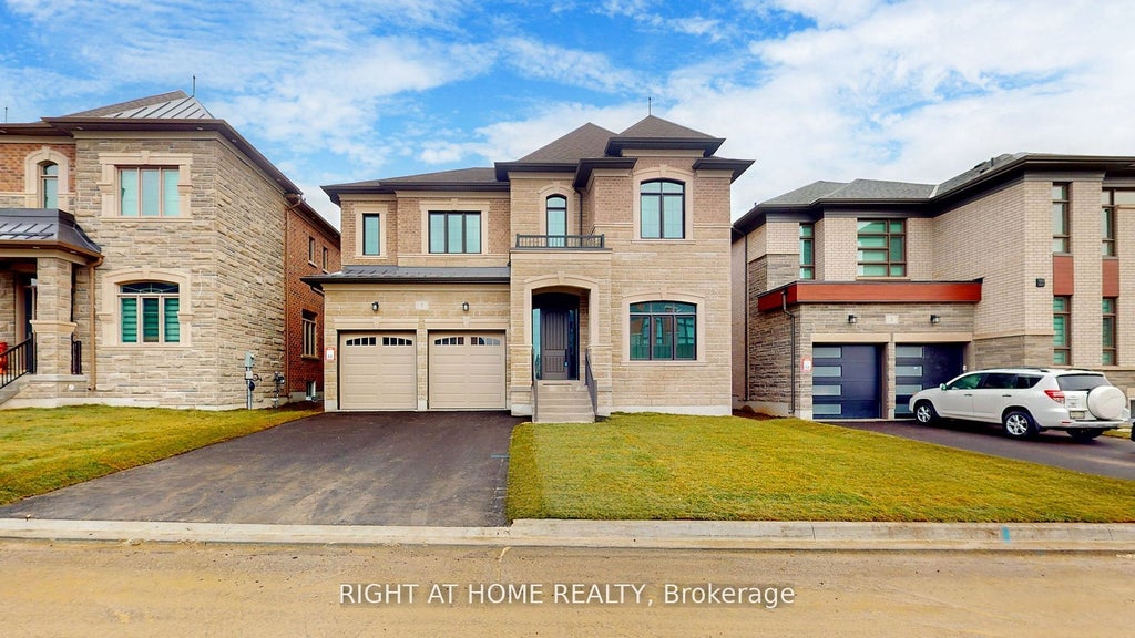 Photo of 7 Adario Crescent, Vaughan, ON L3L 0G3 (MLS # N13729926)