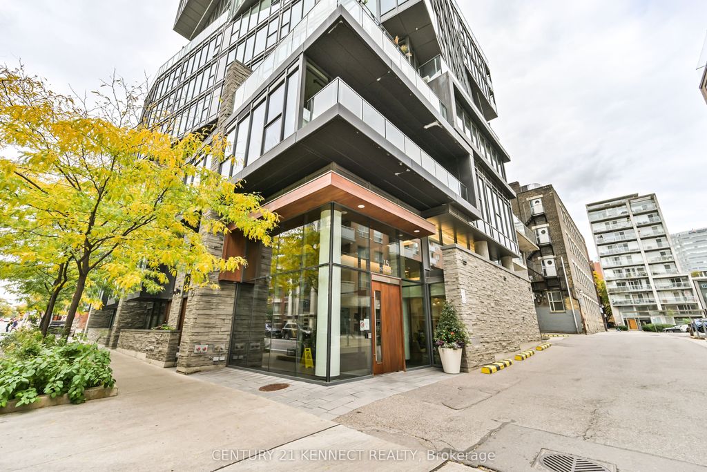 Photo of 15 Beverley Street #607, Toronto, ON M5T 0B3 (MLS # C12581634)