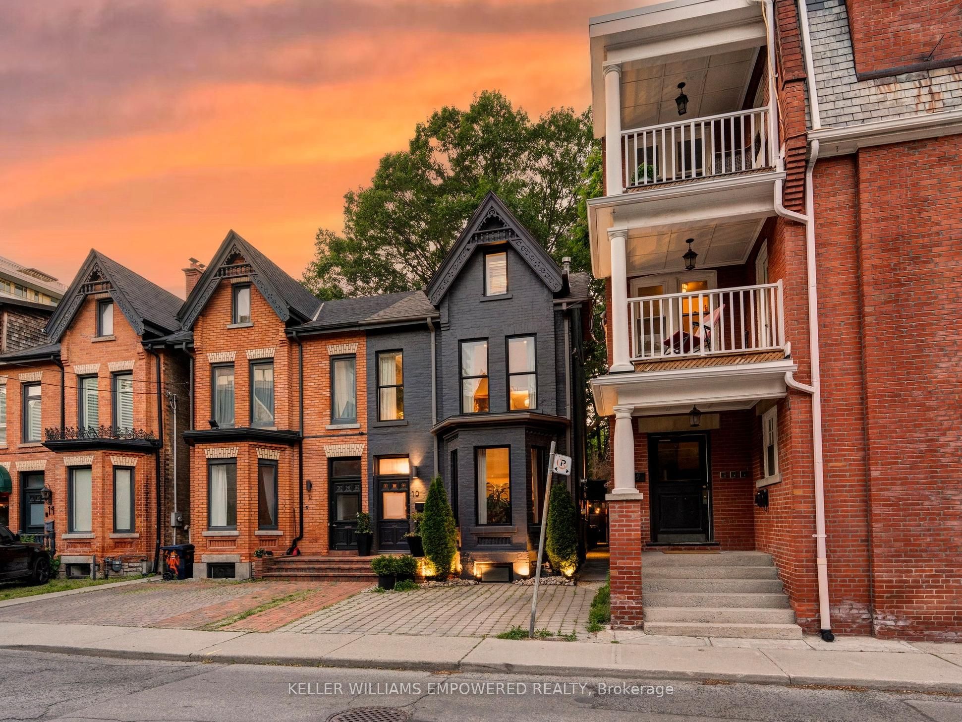 10 Webster Avenue