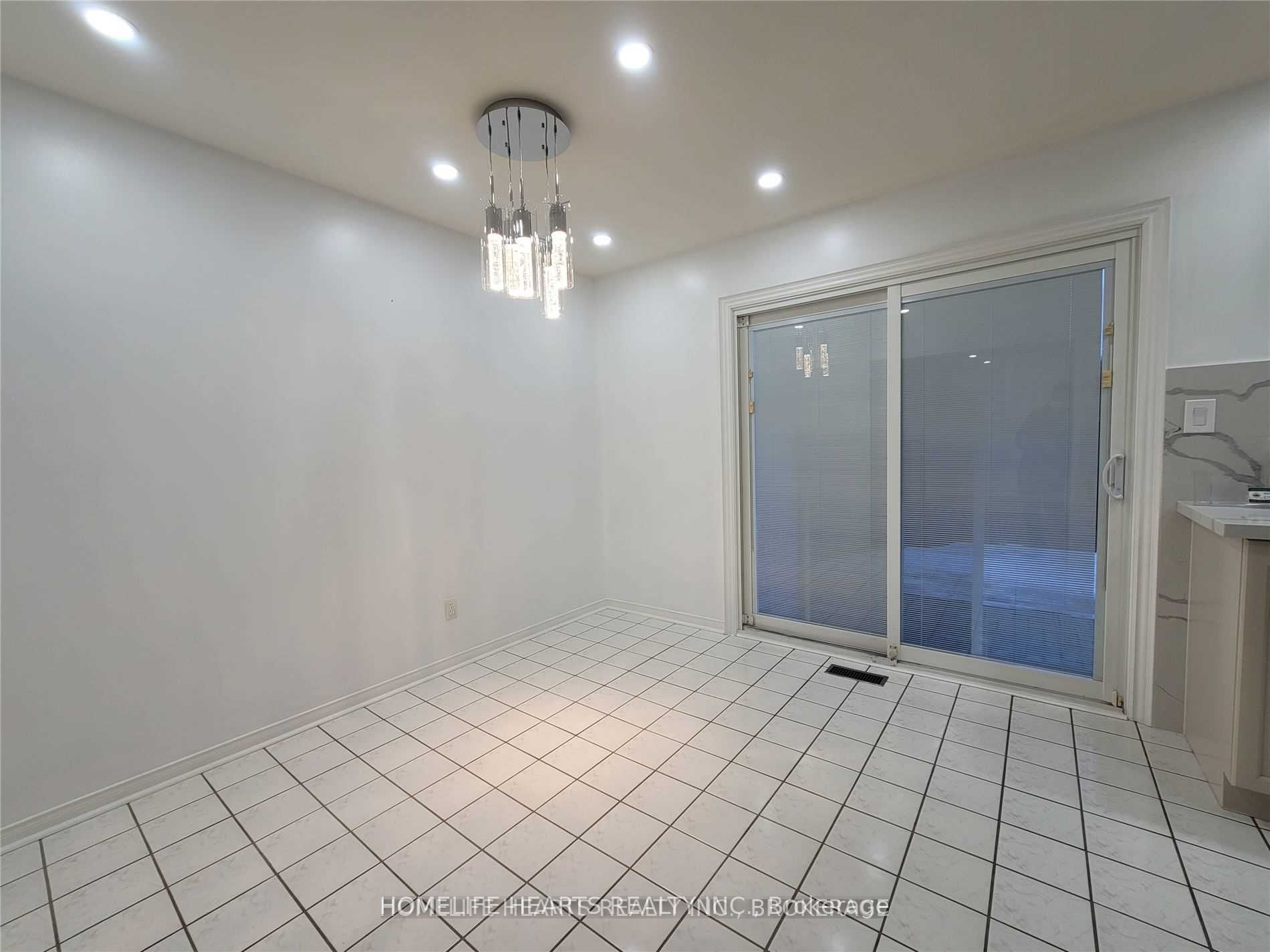 6519 Sapling Trail