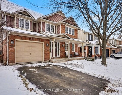 2232 Casselman Court Burlington ON L7L 6T7