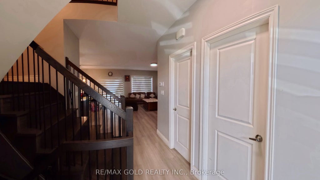 Photo of 246 Jeanine Street N, Greater Sudbury, ON P3B 0E5 (MLS # X13702728)