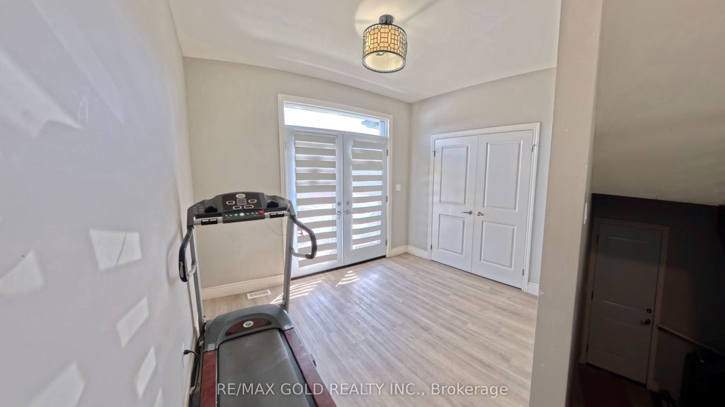 Photo of 246 Jeanine Street N, Greater Sudbury, ON P3B 0E5 (MLS # X13702728)