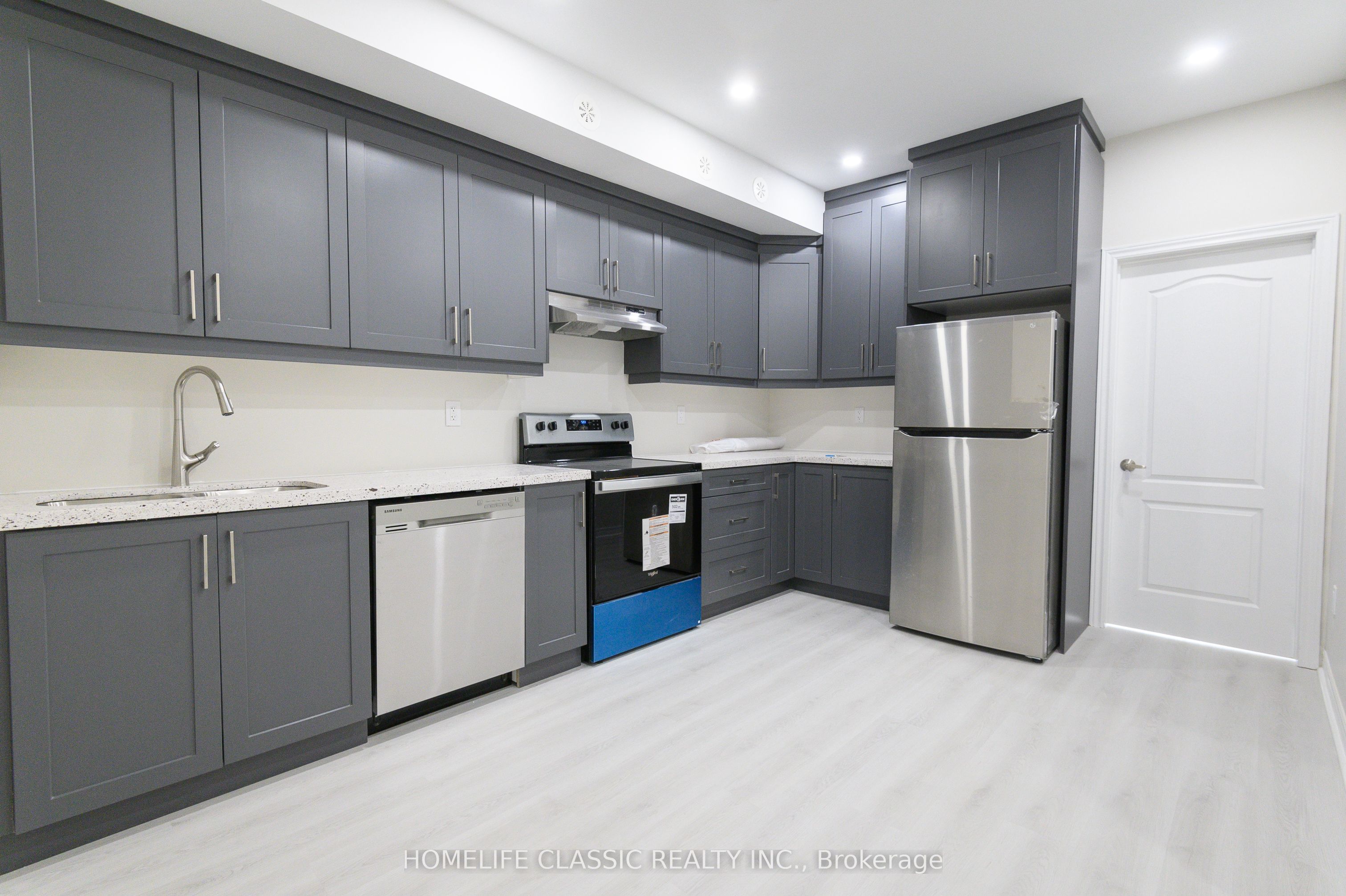 2915 Bur Oak Avenue 1st Fl.