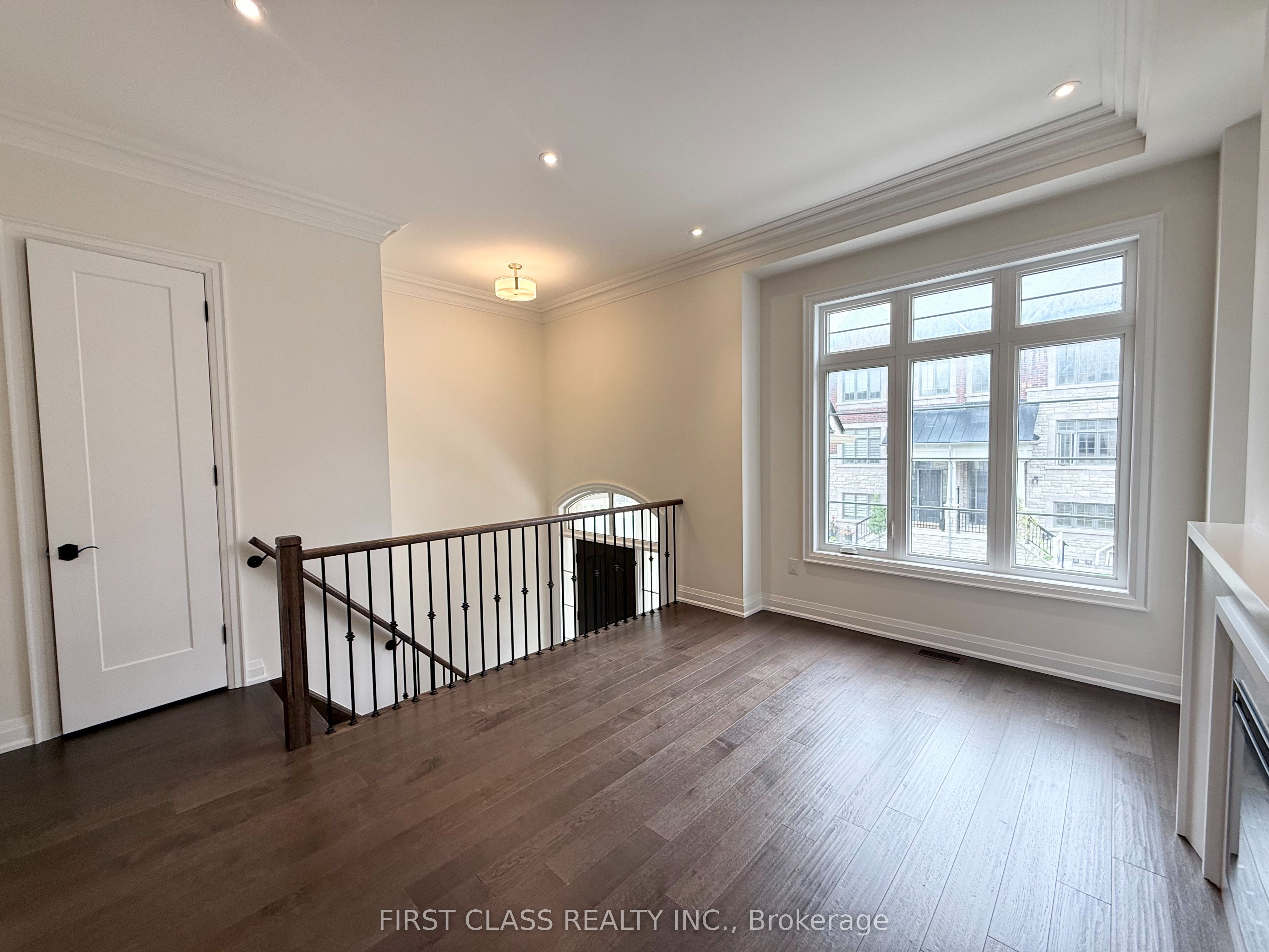 12 Abbeyhill Lane