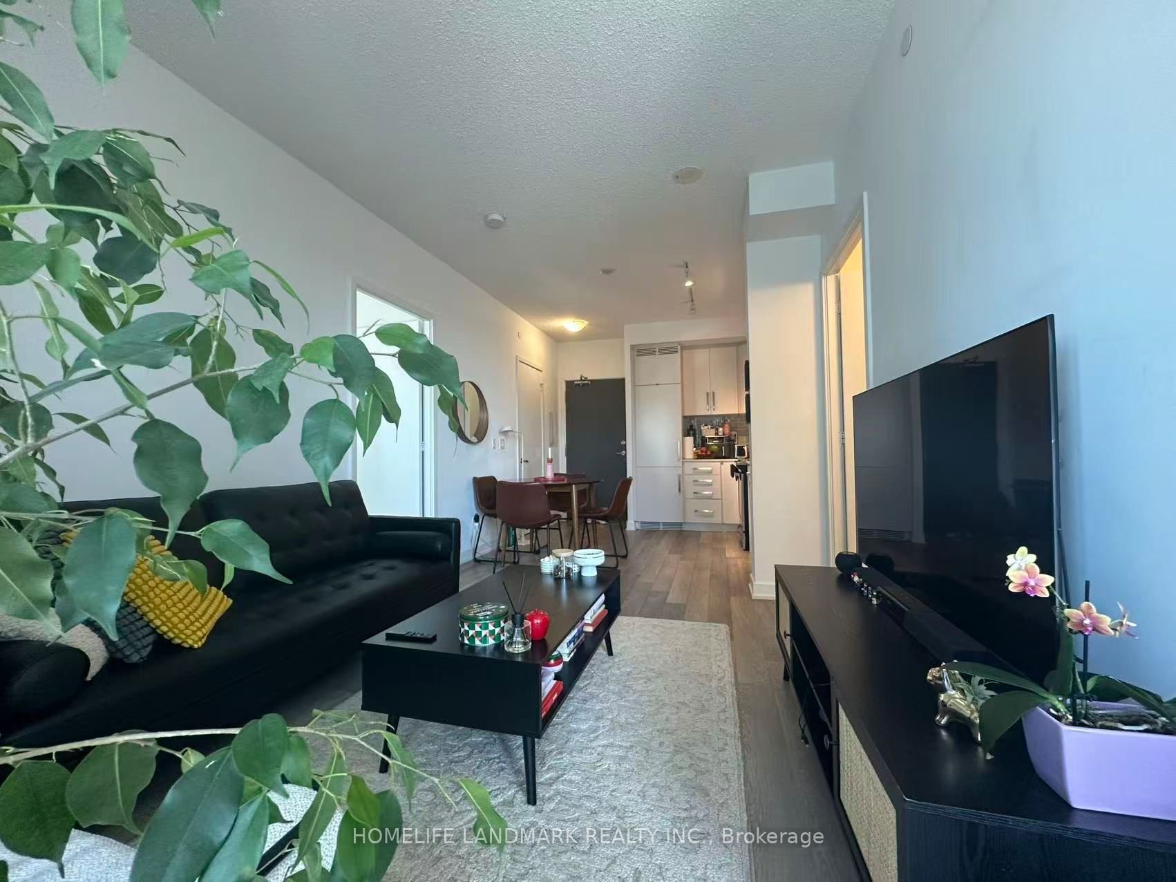 5180 Yonge Street 2807