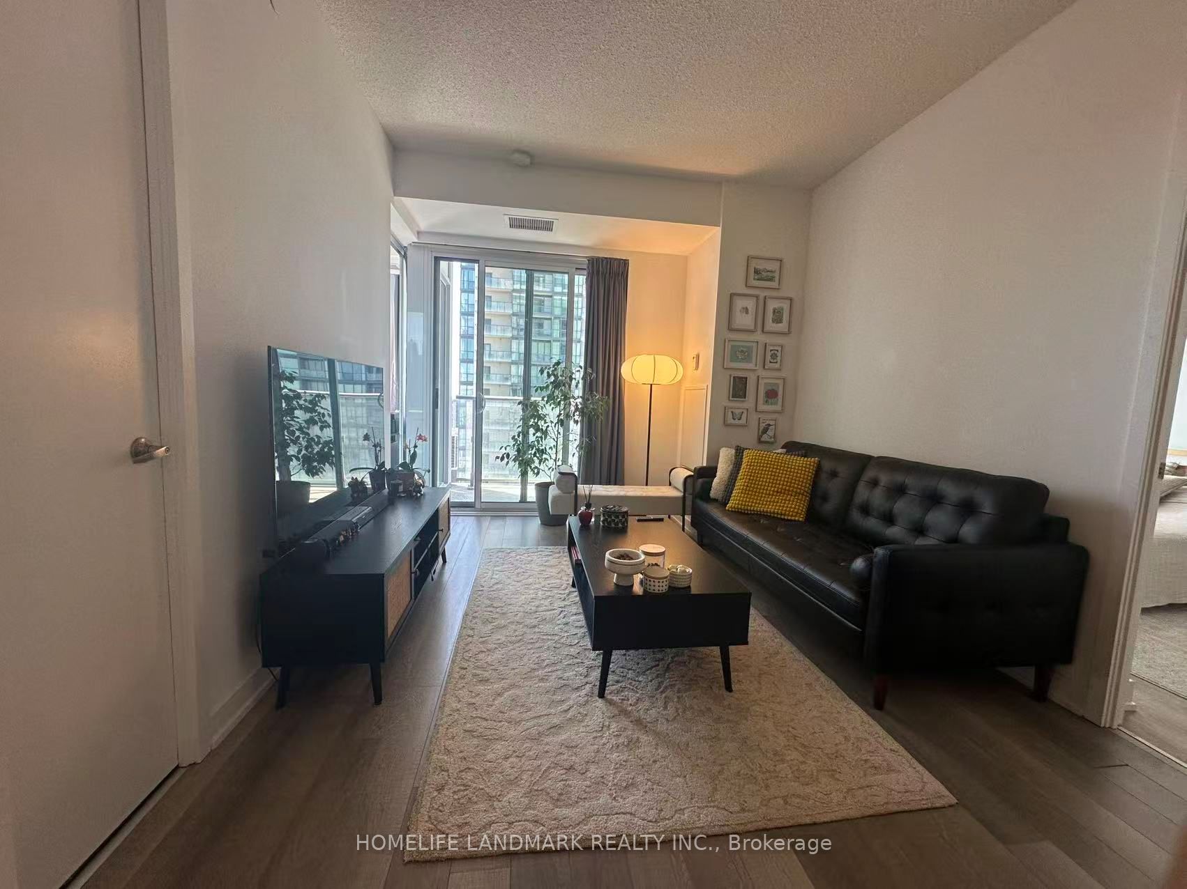 5180 Yonge Street 2807
