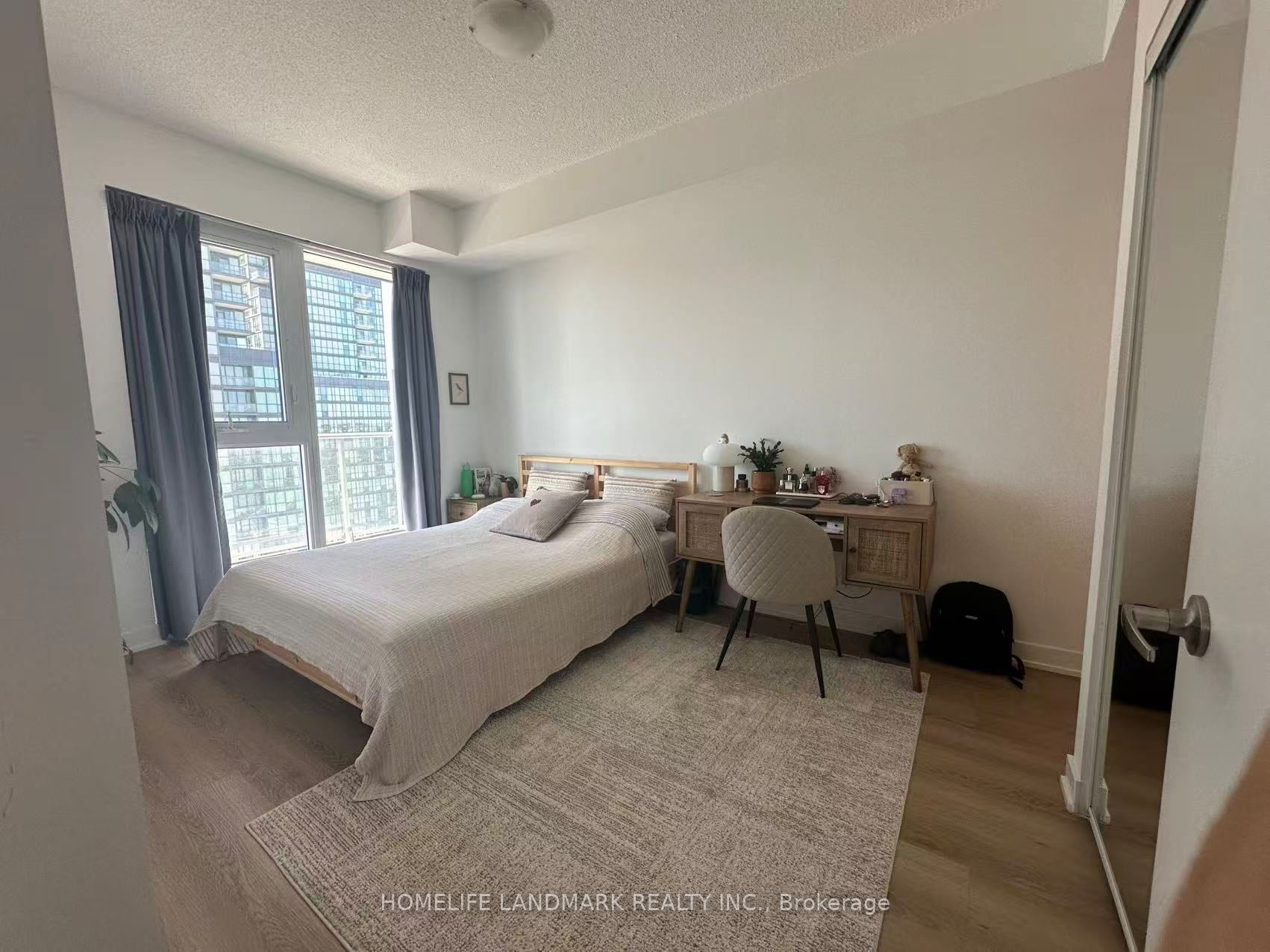 5180 Yonge Street 2807
