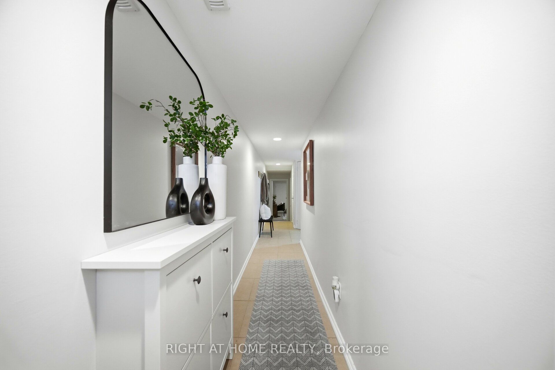 895 Maple Avenue 533