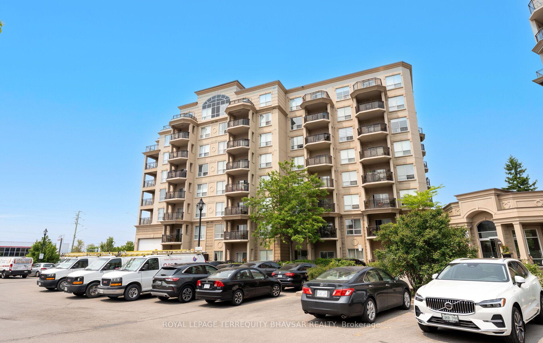 8 Maison Parc Court 812