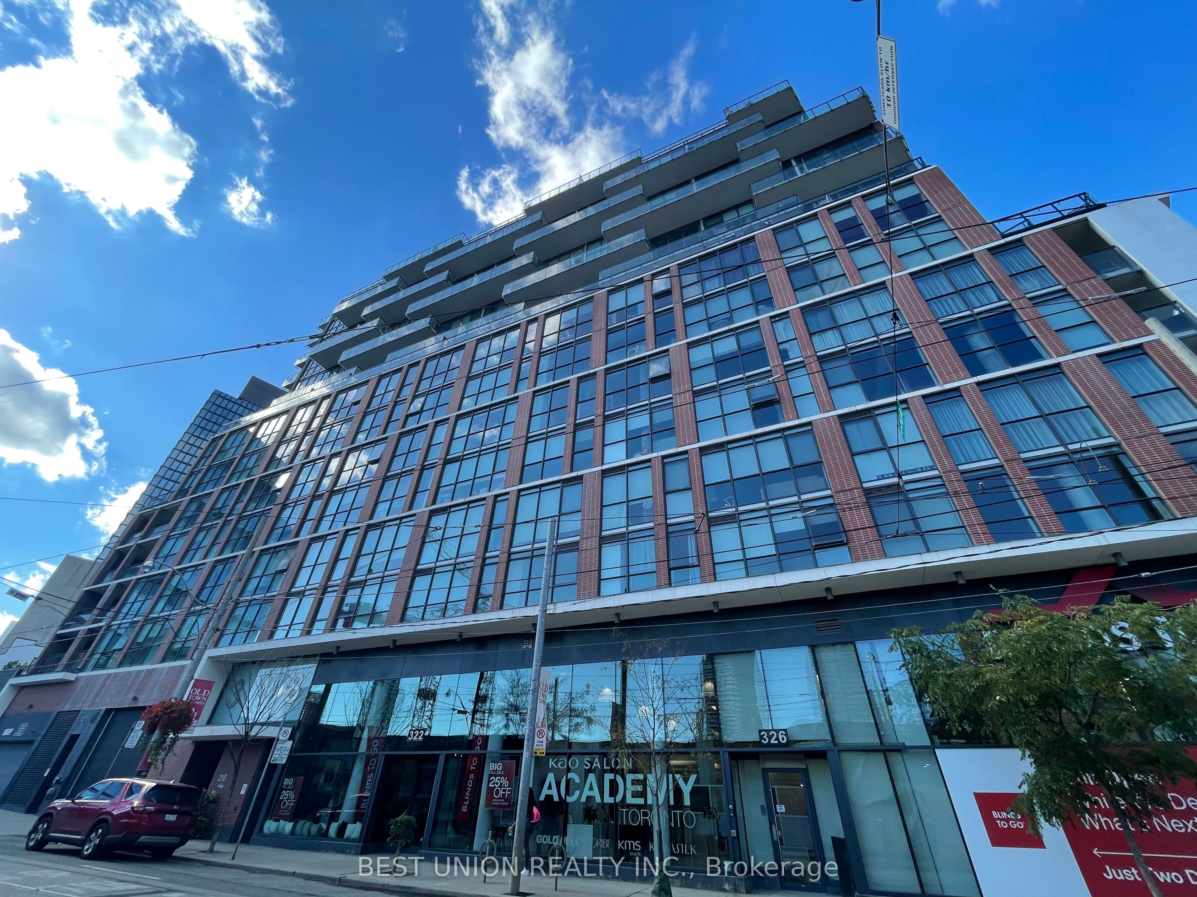 318 King Street E 1313