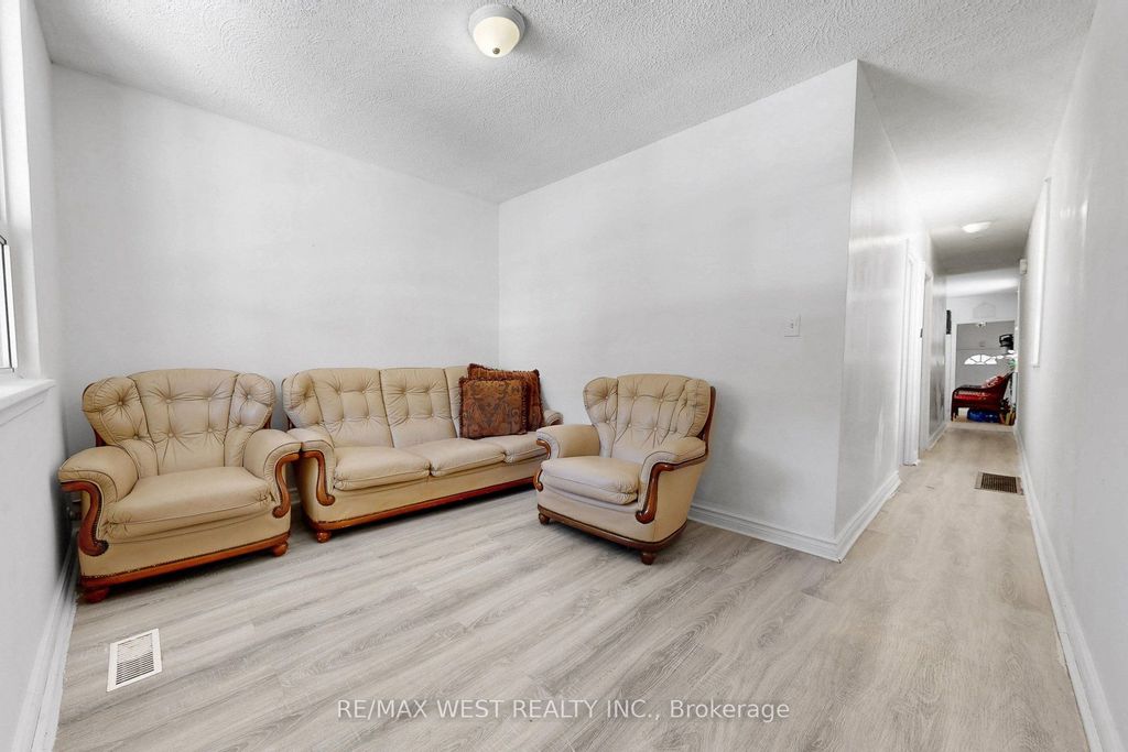 Photo of 538 McRoberts Avenue, Toronto, ON M6E 4R6 (MLS # W13013448)