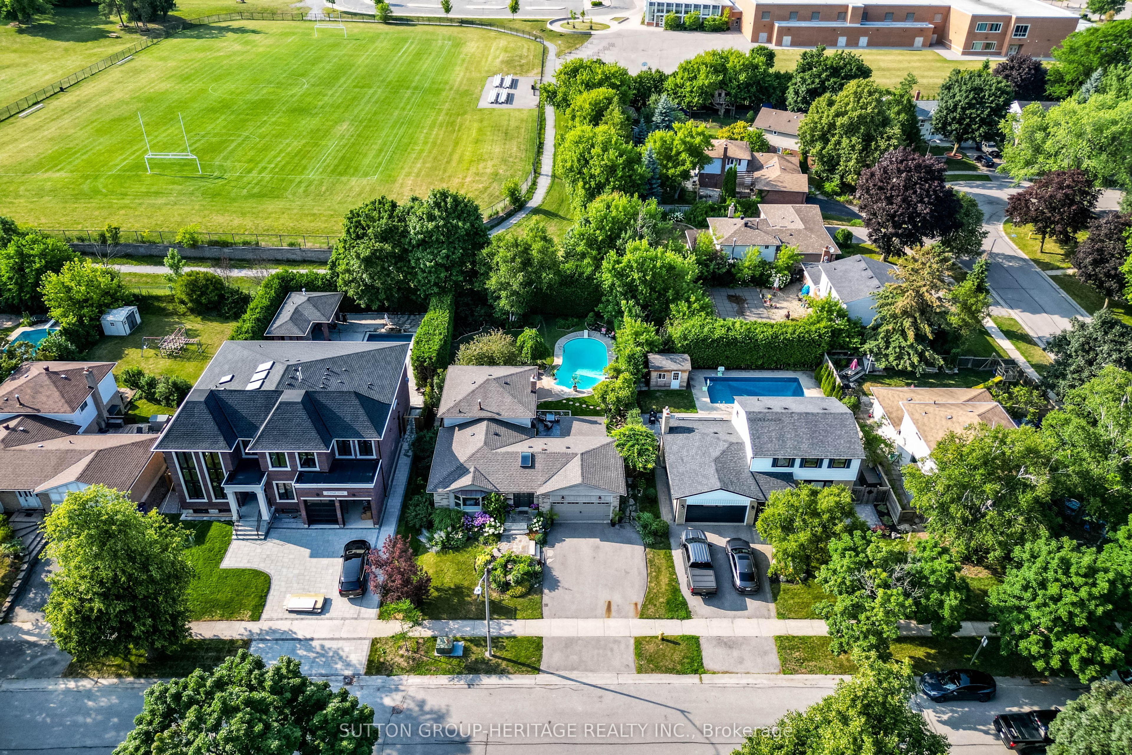 47 Pringle Avenue