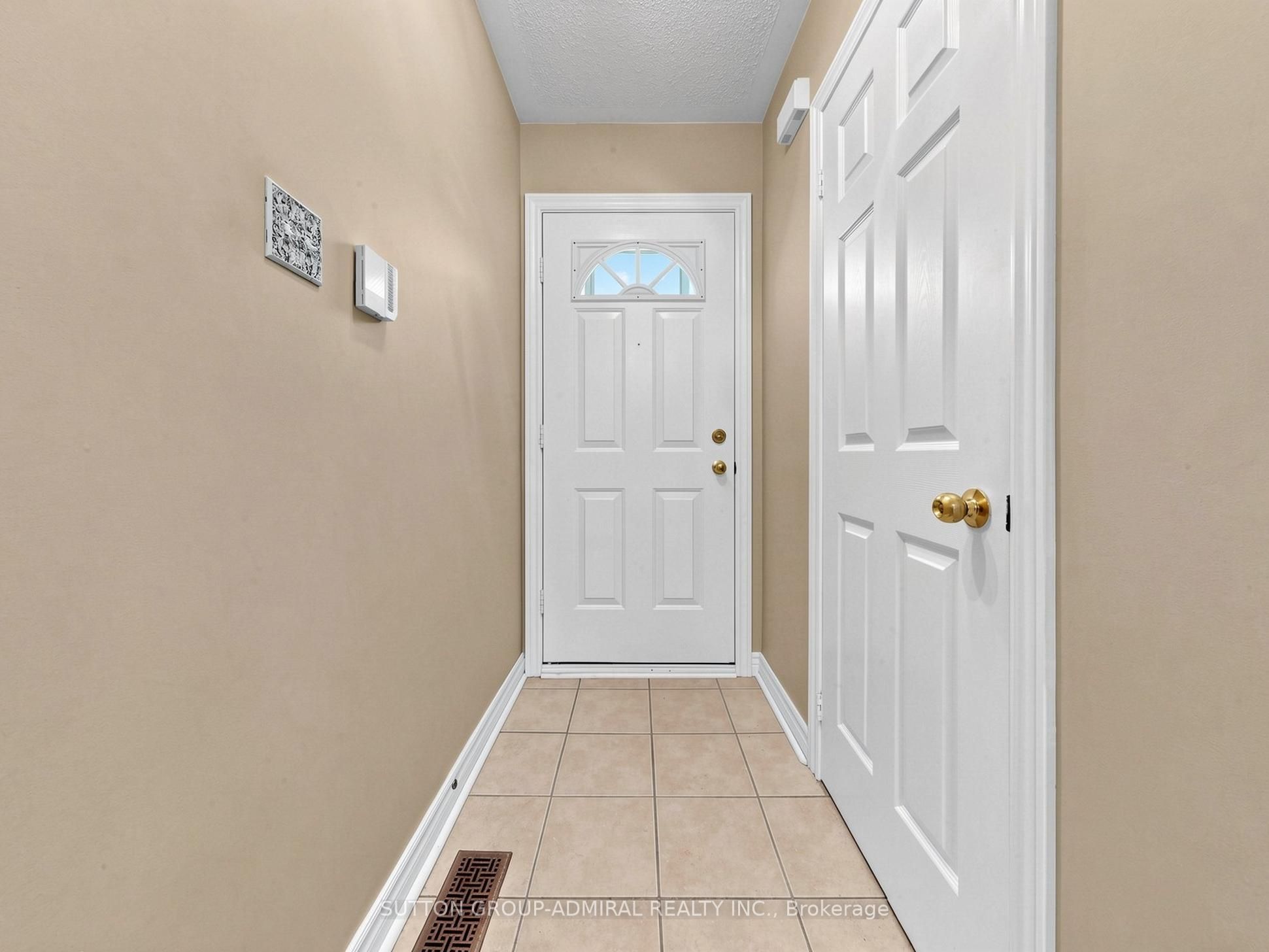 225 Kelso Crescent